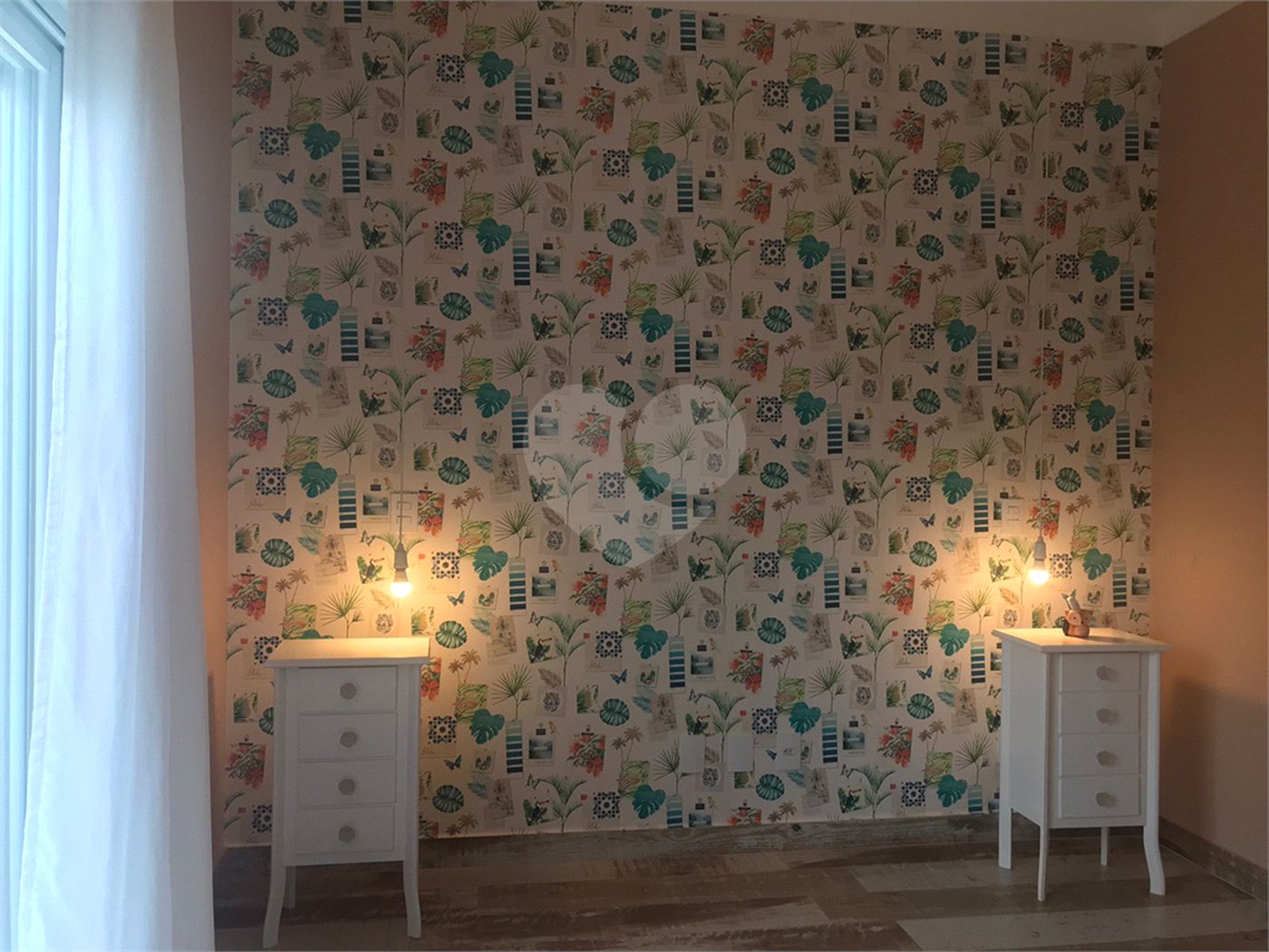 Casa à venda com 3 quartos, sendo 2 suítes,  no condomínio Morada do Bosque, Vinhedo - SP
