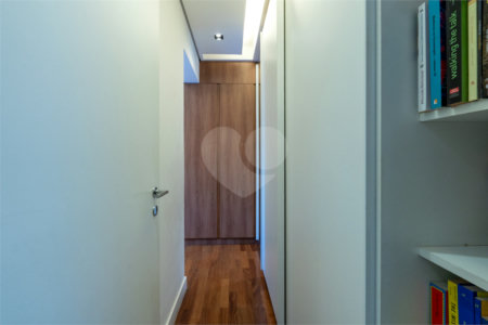 Apartamento à venda com 2 suítes em Brooklin, São Paulo, SP