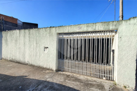 Casa à venda com 2 quartos, sendo 1 suíte,  em Jardim Archila, Votorantim, SP