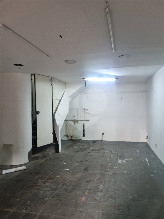 Apartamento à venda com 3 quartos, sendo 1 suíte, em Vila Uberabinha, São Paulo, SP