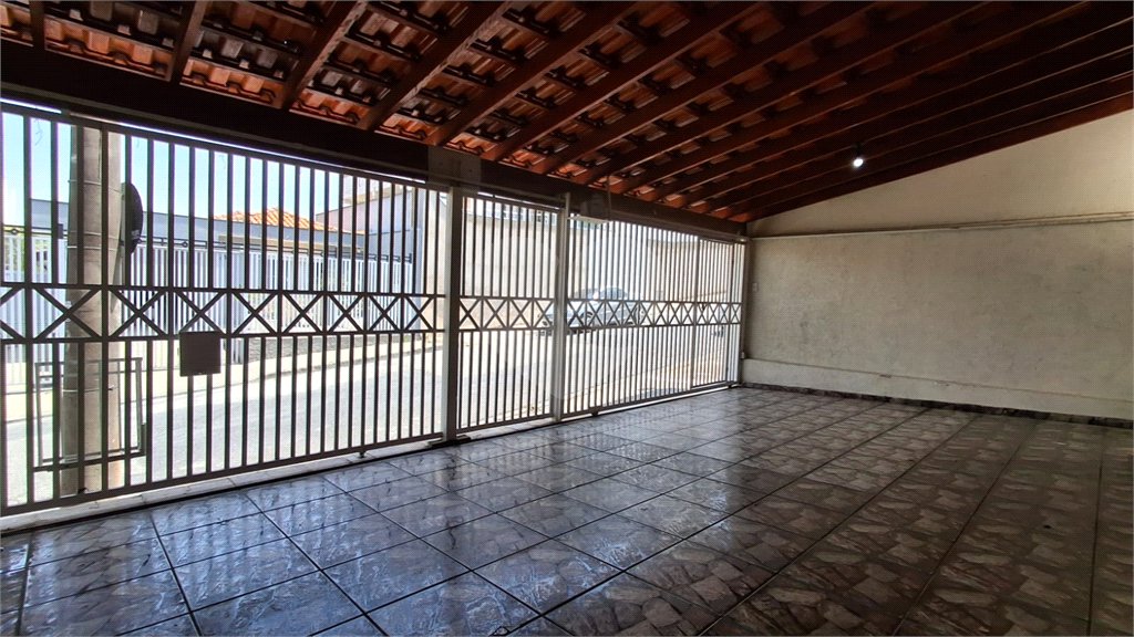 Casa à venda com 2 quartos, sendo 1 suíte, em Vila Assis, Sorocaba, SP