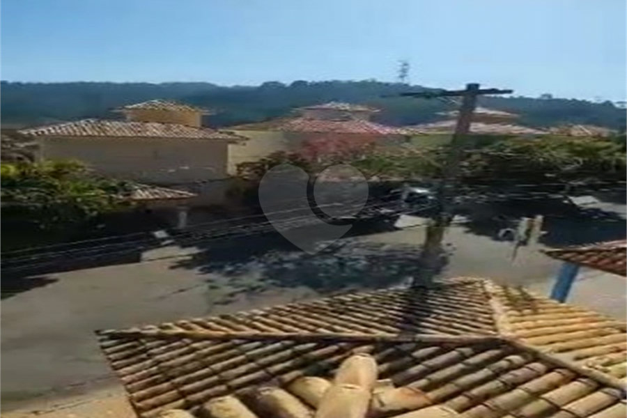 Casa à venda com 4 quartos, sendo 2 suítes,  no condomínio Res Jardim Itatinga, São Paulo - SP