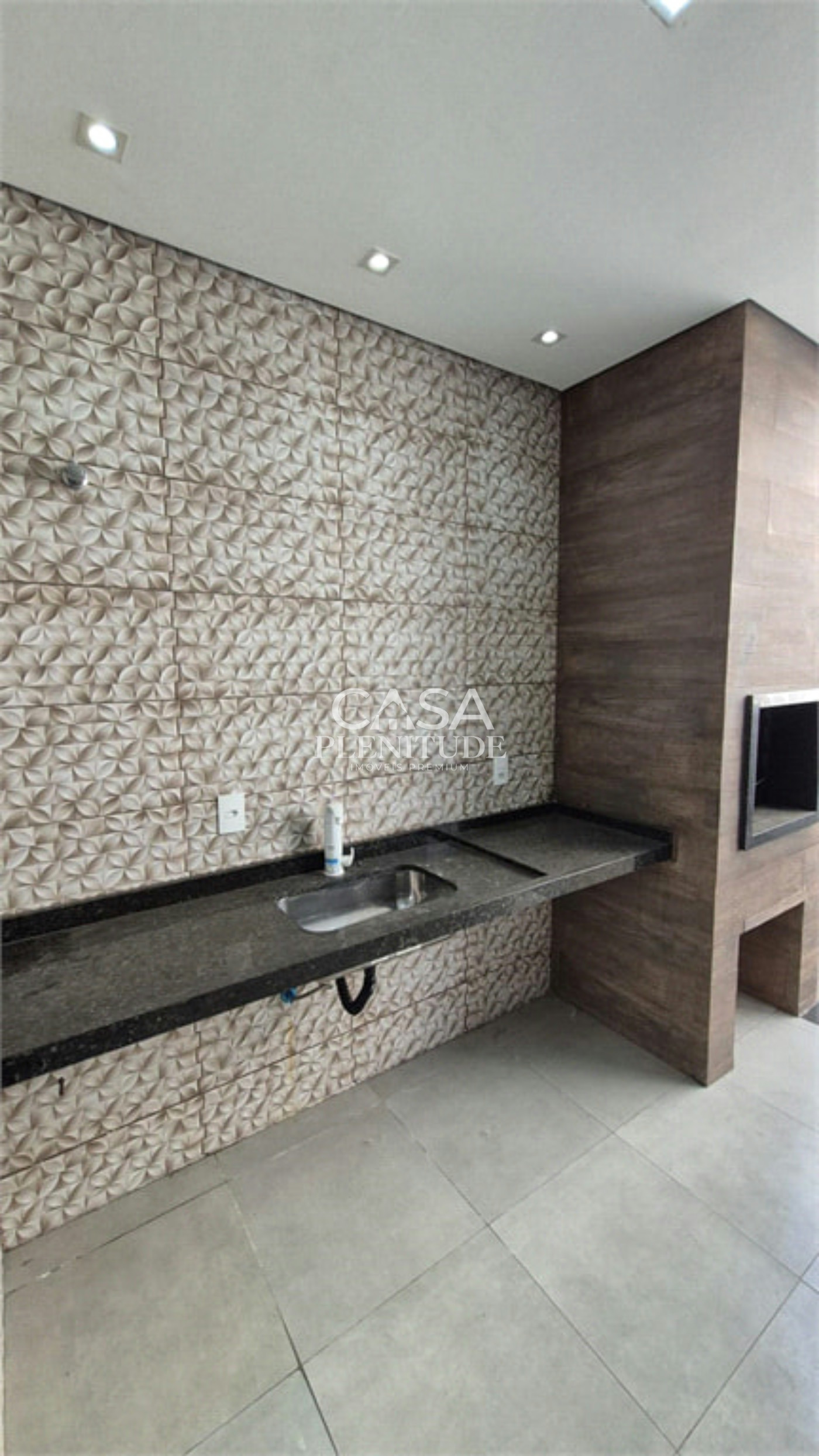 Casa em condomínio à venda com 3 quartos, sendo 1 suíte,  em Horto Florestal, Sorocaba, SP