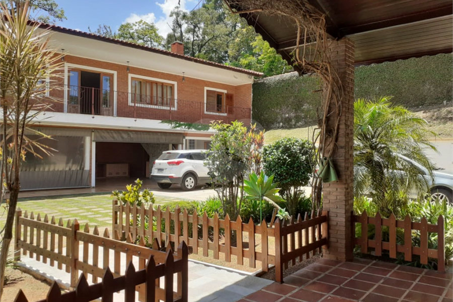 Casa à venda com 8 quartos, sendo 2 suítes, em Serra da Cantareira, Mairiporã, SP