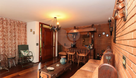 Casa à venda com 4 quartos, sendo 1 suíte, em Brooklin, São Paulo, SP