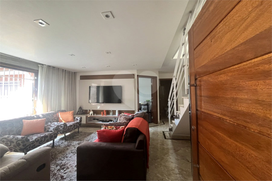 Casa à venda com 4 quartos, sendo 3 suítes, em Vila Guilherme, São Paulo, SP