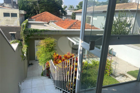 Casa de Vila à venda com 3 quartos, sendo 1 suíte, em Jardim Hípico, São Paulo, SP