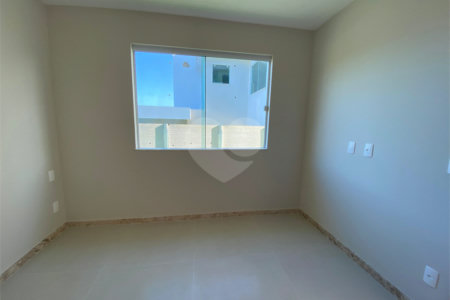 Casa à venda com 4 quartos, sendo 3 suítes, em Orla Norte, Porto Seguro, BA