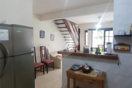 Casa à venda com 2 quartos em Portinho, Cabo Frio, RJ