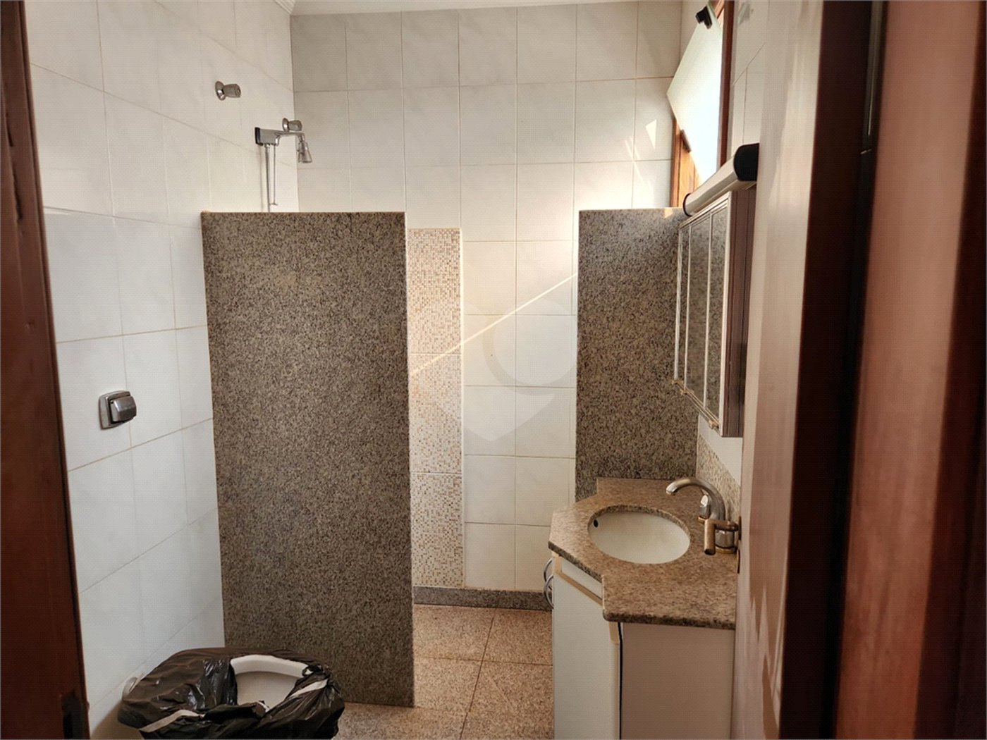 Casa à venda com 3 quartos, sendo 1 suíte, em Jardim Morumbi, Araraquara, SP