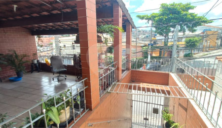 Sobrado à venda com 3 quartos, sendo 1 suíte,  em Tremembé, São Paulo, SP