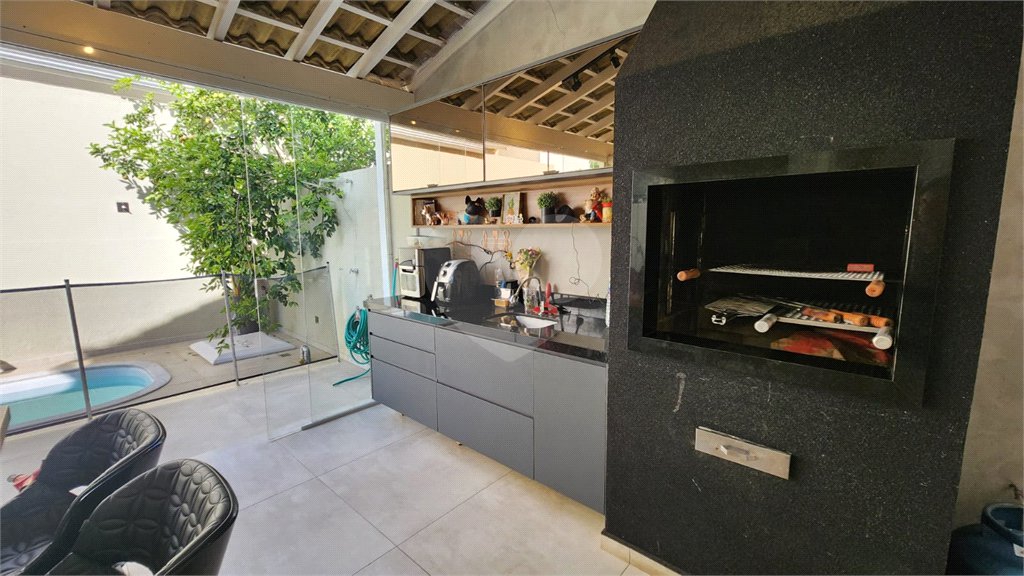 Casa à venda com 3 quartos, sendo 1 suíte,  no condomínio Villa Campolim, Sorocaba - SP