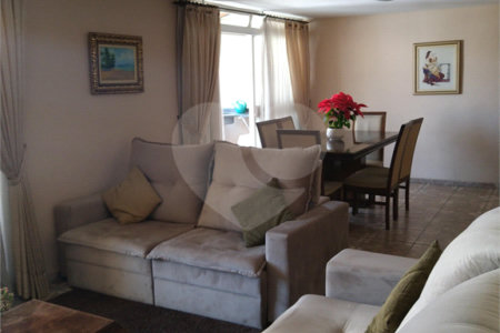 Apartamento à venda com 3 quartos, sendo 1 suíte, em Cerqueira César, São Paulo, SP