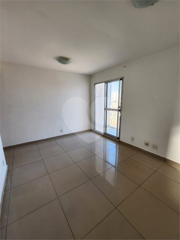 Apartamento à venda com 2 quartos em Parque Edu Chaves, São Paulo, SP