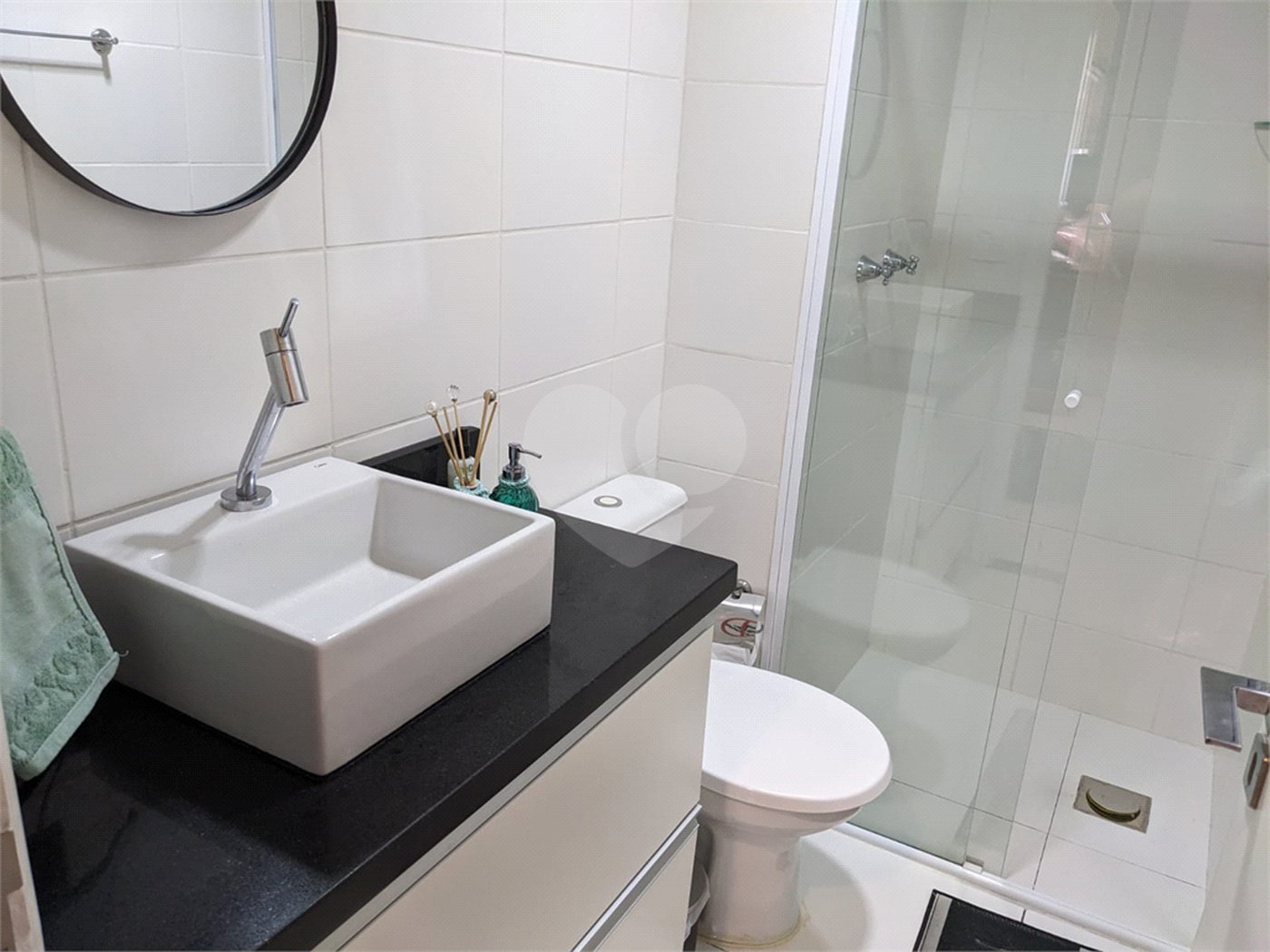 Apartamento à venda com 2 quartos, sendo 1 suíte,  em Jardim Rosa de Franca, Guarulhos, SP