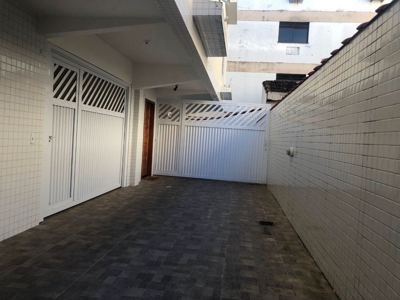 Village com 2 dormitórios à venda, 114 m² por R$ 650.000,00 - Marapé - Santos/SP