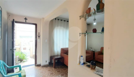 Sobrado à venda com 2 quartos em Tremembé, São Paulo, SP
