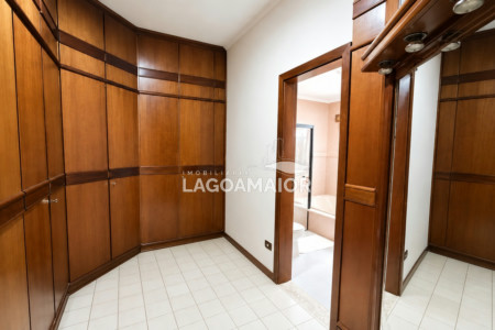 Casa à venda com 3 quartos, sendo 1 suíte, em Santos Dumont, Três Lagoas, MS