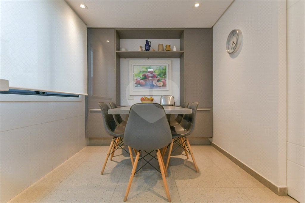 Apartamento à venda com 4 quartos, sendo 2 suítes, em Panamby, São Paulo, SP