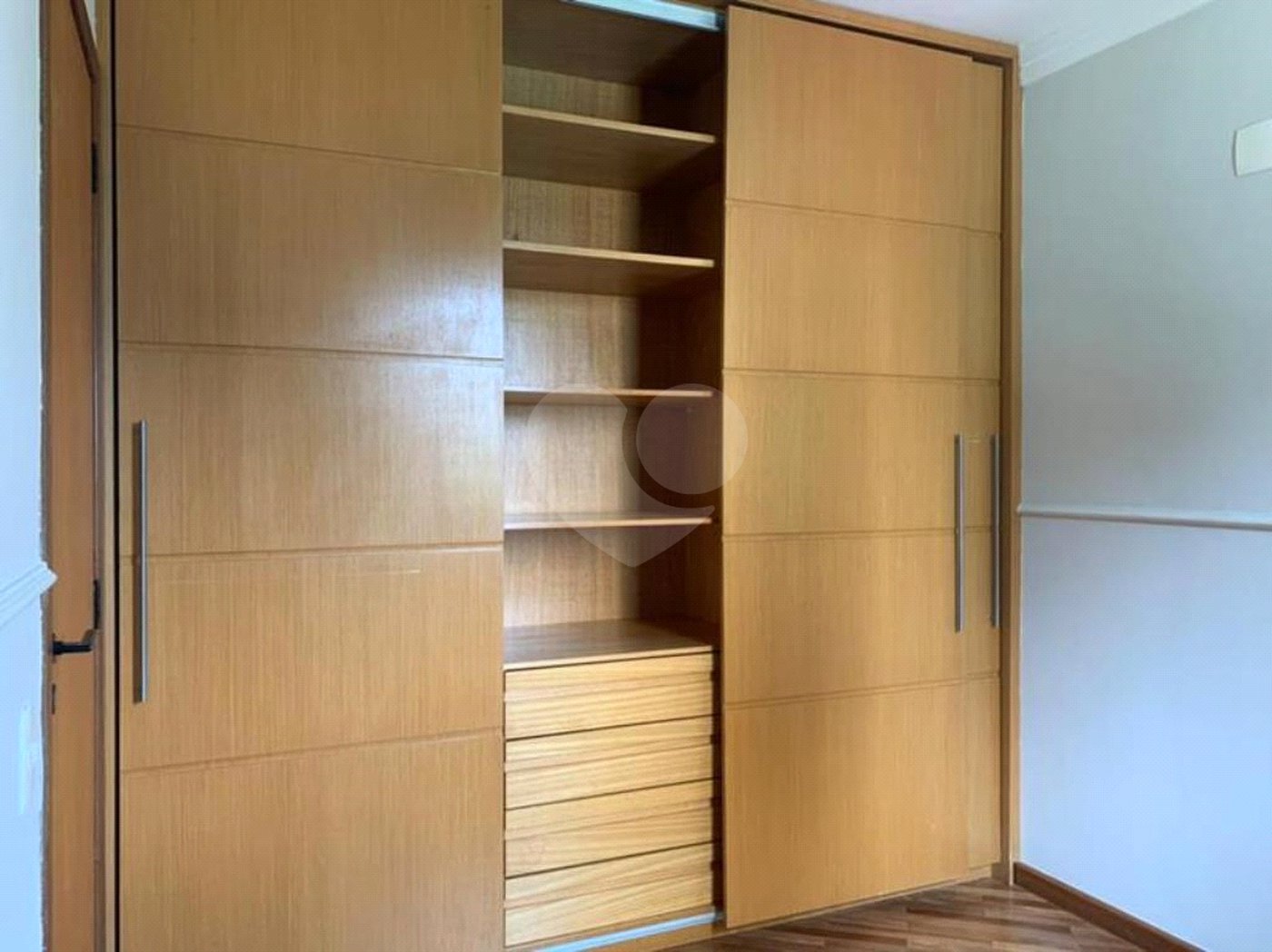 Apartamento à venda com 2 quartos, sendo 1 suíte,  em Vila Suzana, São Paulo, SP