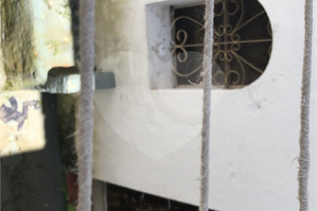 Sobrado à venda com 2 quartos em Chora Menino, São Paulo, SP