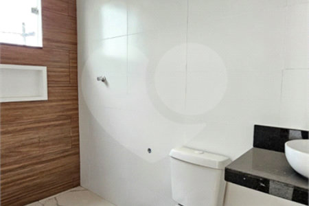 Casa à venda com 2 suítes no condomínio Loteamento Monte Libano, Rio de Janeiro - RJ