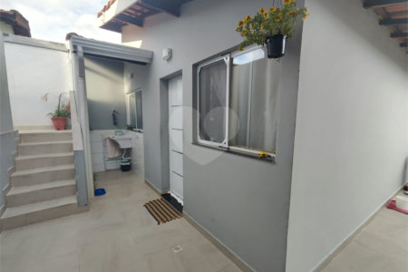 Casa Térrea à venda com 4 quartos, sendo 1 suíte,  em Vila Esperança, Atibaia, SP