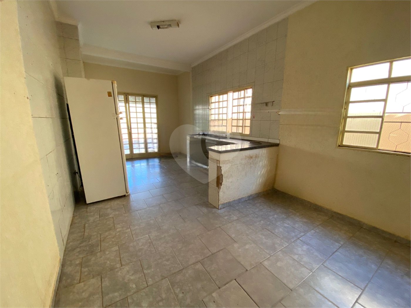 Casa à venda com 3 quartos, sendo 2 suítes, no Centro, Três Lagoas, MS