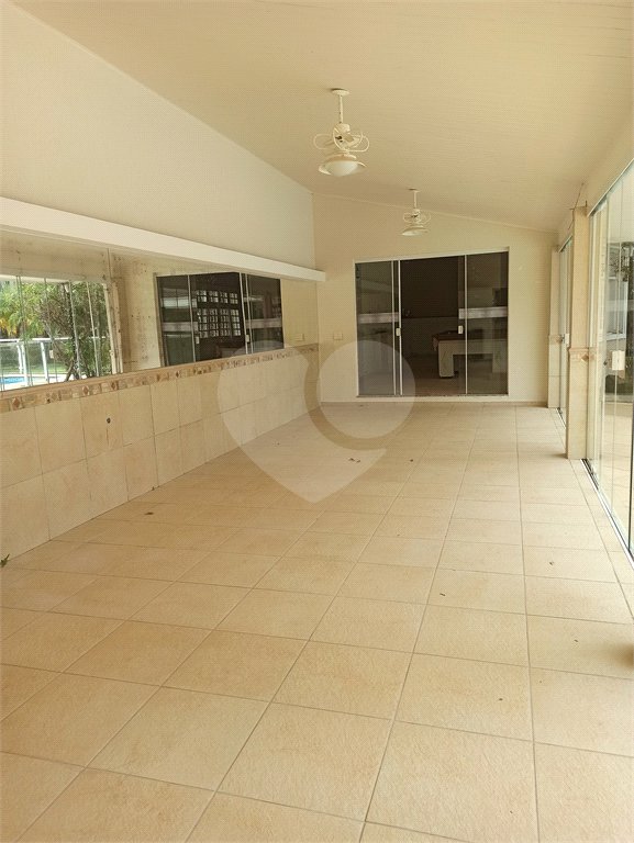 Casa à venda ou para alugar com 6 quartos, sendo 4 suítes, em Jardim Itaperi, Atibaia, SP