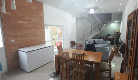 Sobrado à venda com 3 quartos, sendo 1 suíte,  em Jordanópolis, São Bernardo do Campo, SP