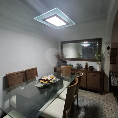 Casa à venda com 4 quartos, sendo 1 suíte, em Tijuca, Rio de Janeiro, RJ