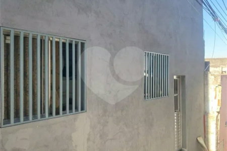 Sobrado à venda com 3 quartos, sendo 1 suíte, em Vila Maria Alta, São Paulo, SP