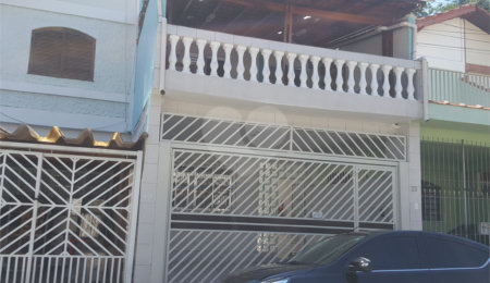 Sobrado à venda com 2 quartos em Tremembé, São Paulo, SP