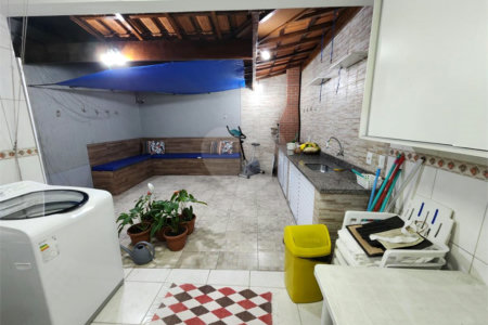 Sobrado à venda com 3 quartos, sendo 1 suíte,  em Jardim Ana Maria, São Paulo, SP