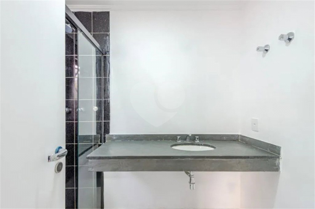 Apartamento à venda com 3 suítes em Real Parque, São Paulo, SP