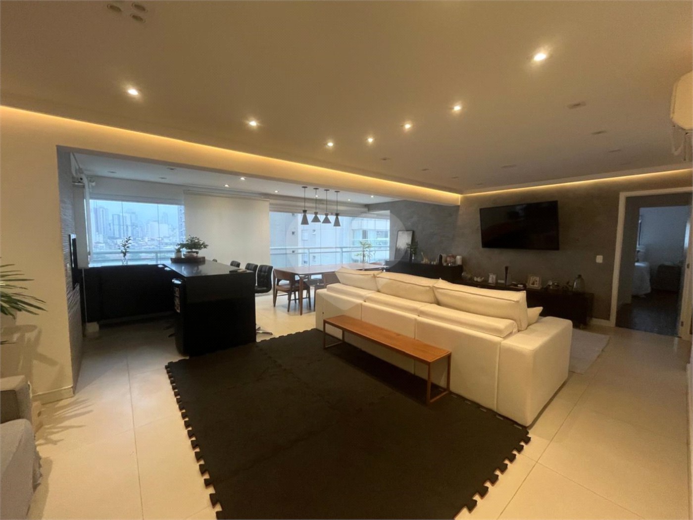 Apartamento à venda com 2 suítes em Barra Funda, São Paulo, SP