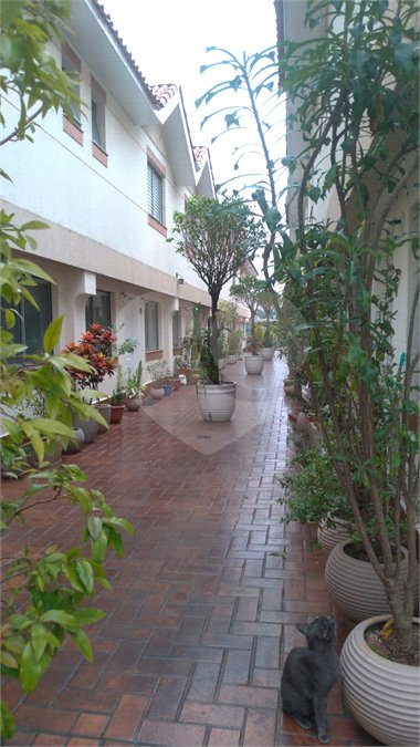 Casa à venda com 3 quartos, sendo 1 suíte, no condomínio Jardim Previdencia, São Paulo - SP