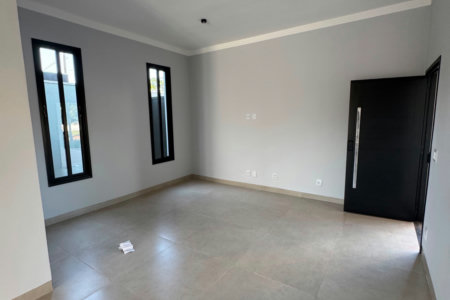 Casa à venda com 3 quartos, sendo 1 suíte,  em Residencial Costa Leste, Três Lagoas, MS