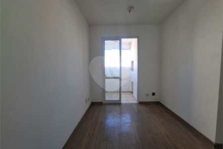 Apartamento à venda com 1 quarto em Vila Mazzei, São Paulo, SP