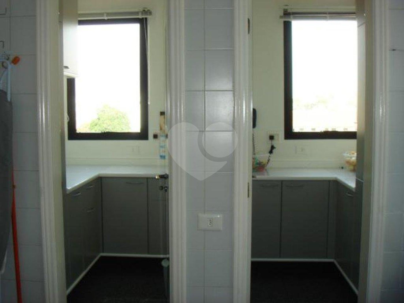 Apartamento à Venda 220m² Moema 4 Quartos