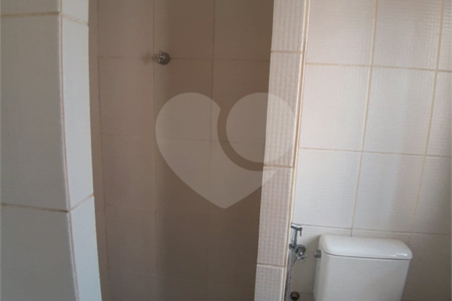 Sobrado à venda com 3 quartos, sendo 1 suíte, em Tremembé, São Paulo, SP