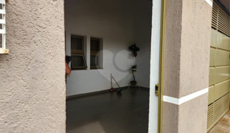 Casa à venda com 5 quartos, sendo 4 suítes,  em Jardim do Carmo, Araraquara, SP
