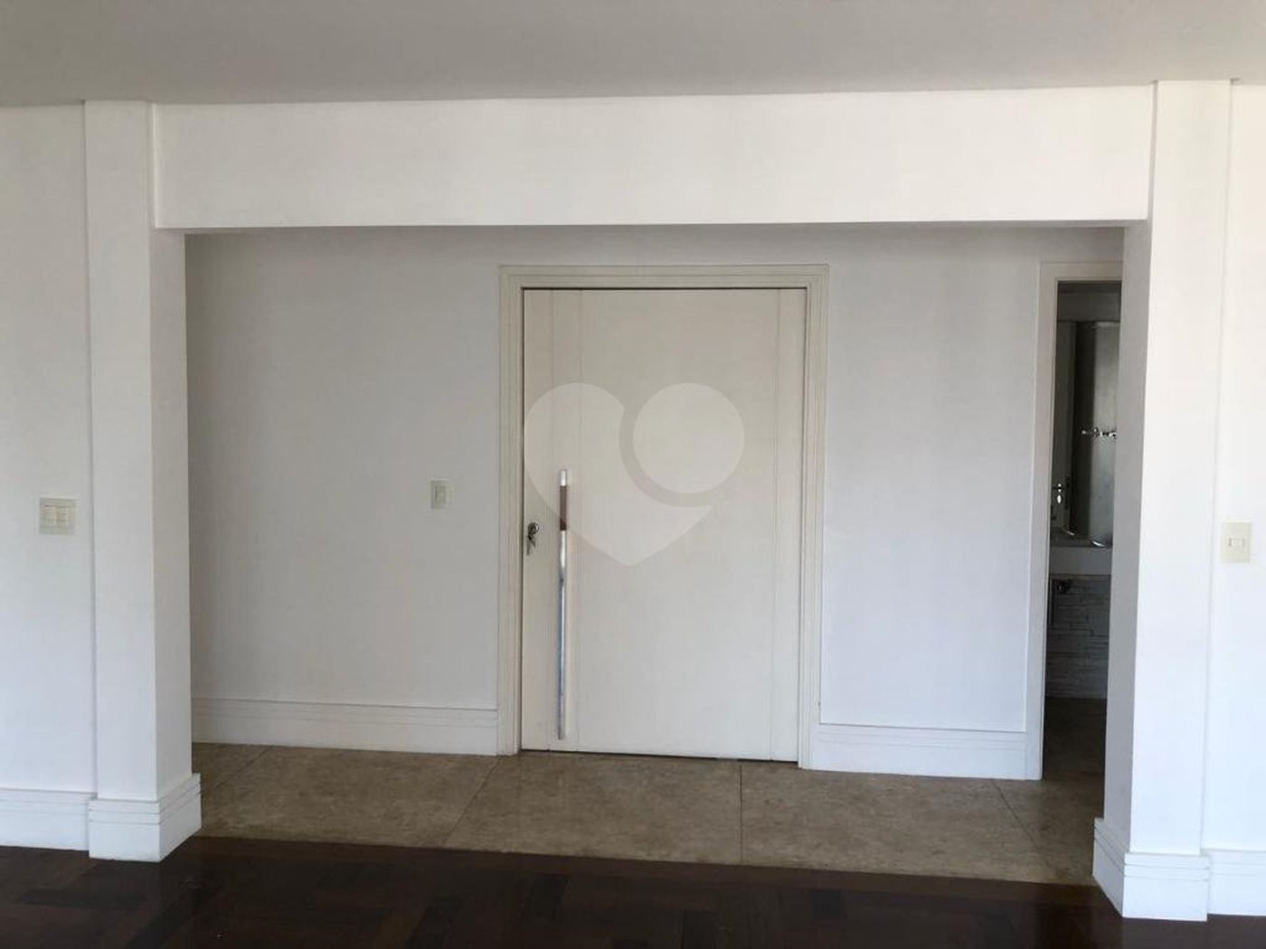 Apartamento à venda com 3 suítes em Vila Suzana, São Paulo, SP