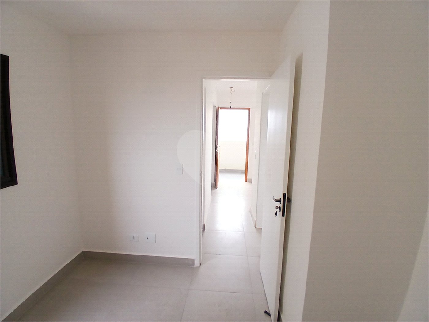 Apartamento à venda com 2 quartos em Vila dos Remédios, São Paulo, SP