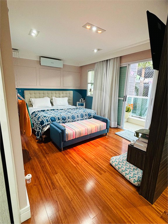Casa à venda com 4 suítes no condomínio Maison Montparnasse, São Paulo - SP