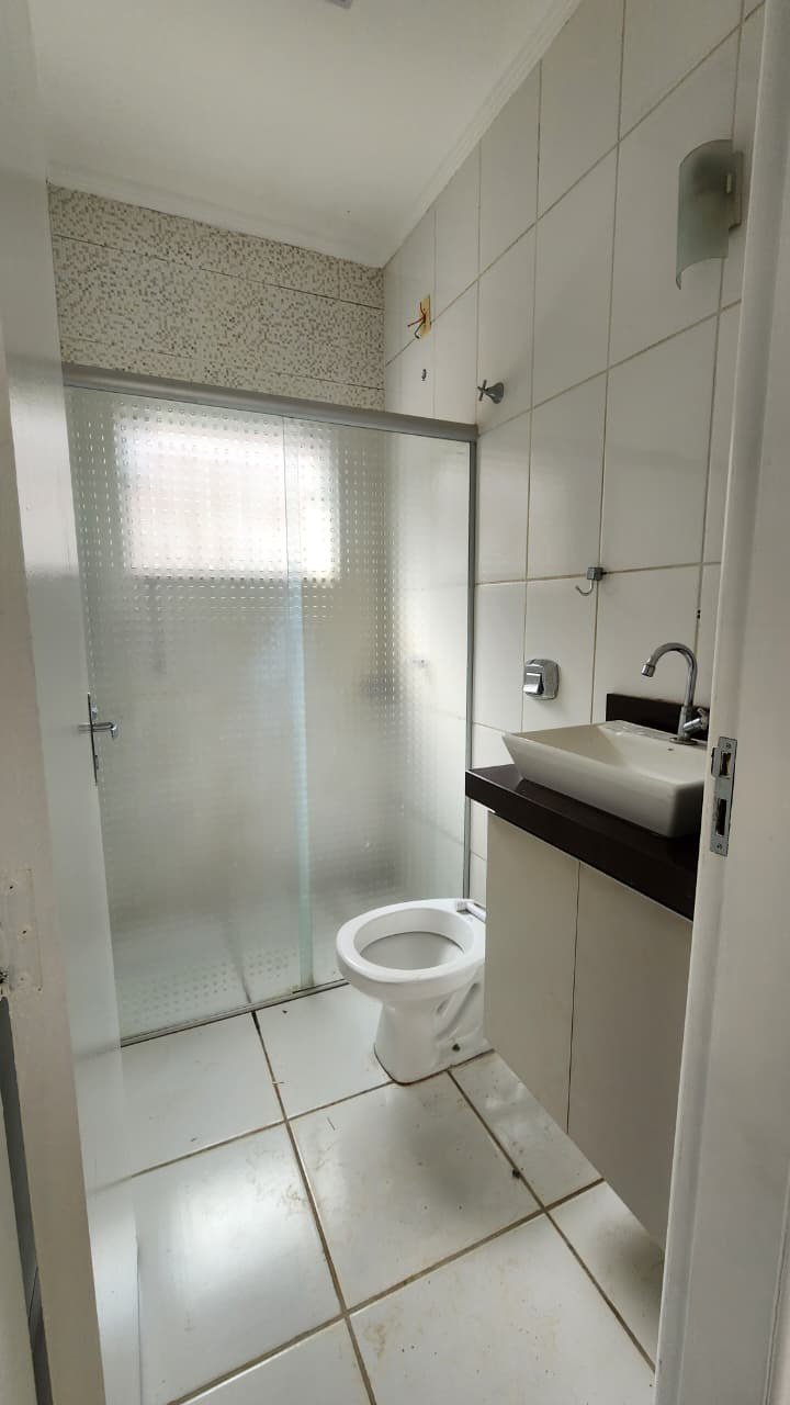 Casa à venda com 3 quartos em Jardim dos Ipes, Três Lagoas, MS