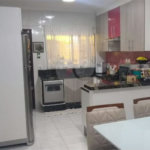 Sobrado à venda com 3 quartos, sendo 1 suíte, em Artur Alvim, São Paulo, SP
