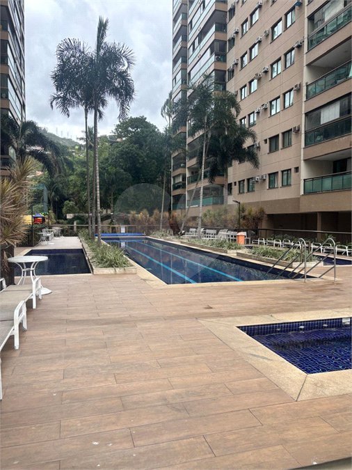 Apartamento à venda com 2 quartos, sendo 1 suíte,  em Rio Comprido, Rio de Janeiro, RJ