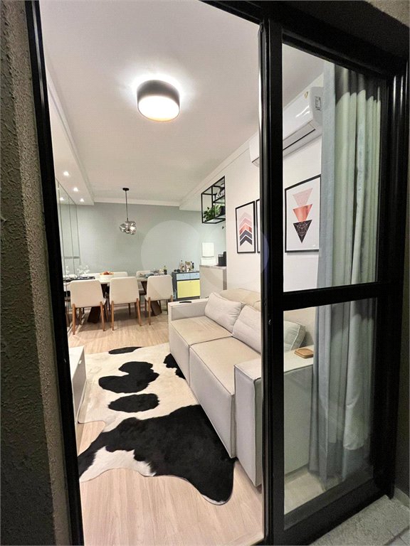 Apartamento à venda com 2 quartos, sendo 1 suíte, em Jardim São Carlos, Sorocaba, SP