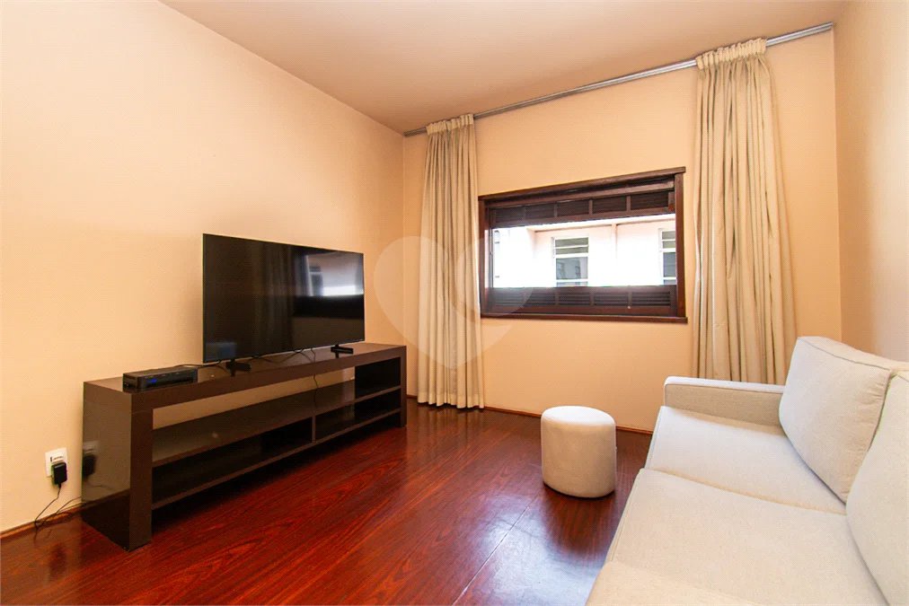 Casa à venda com 3 quartos, sendo 1 suíte, em Brooklin, São Paulo, SP